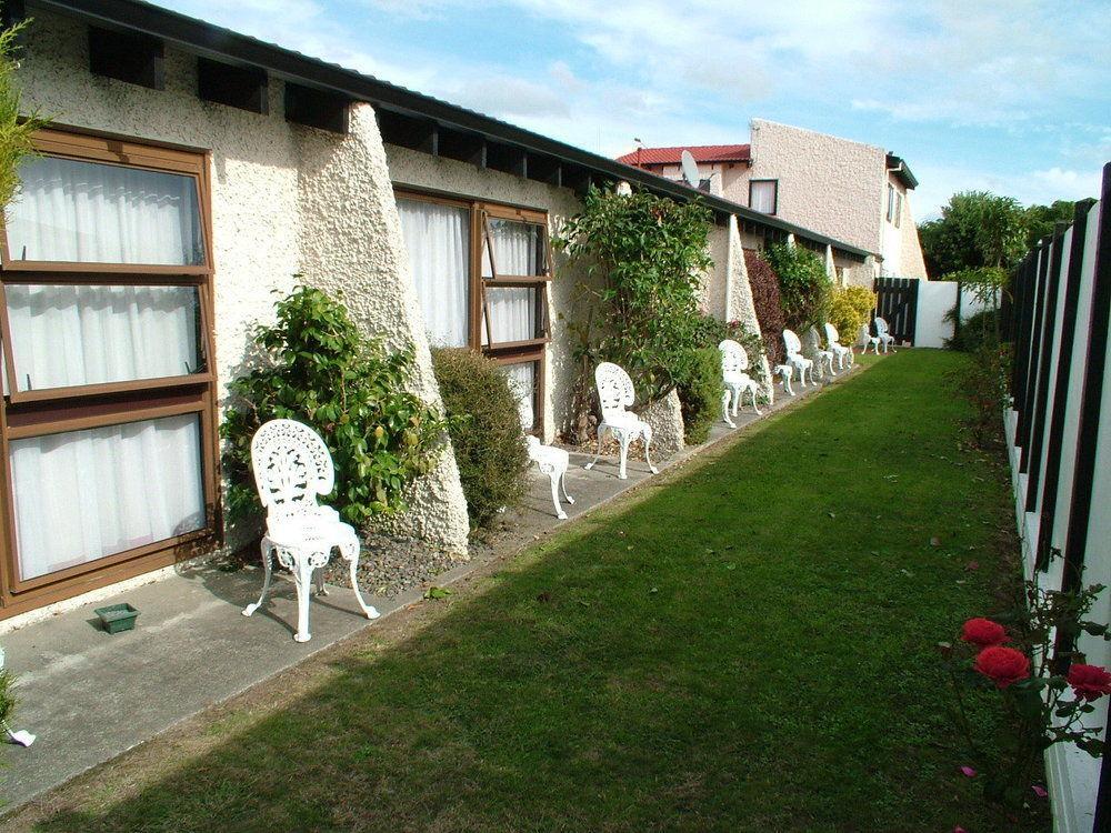 Aztec Motel Палмерстън Норт Екстериор снимка